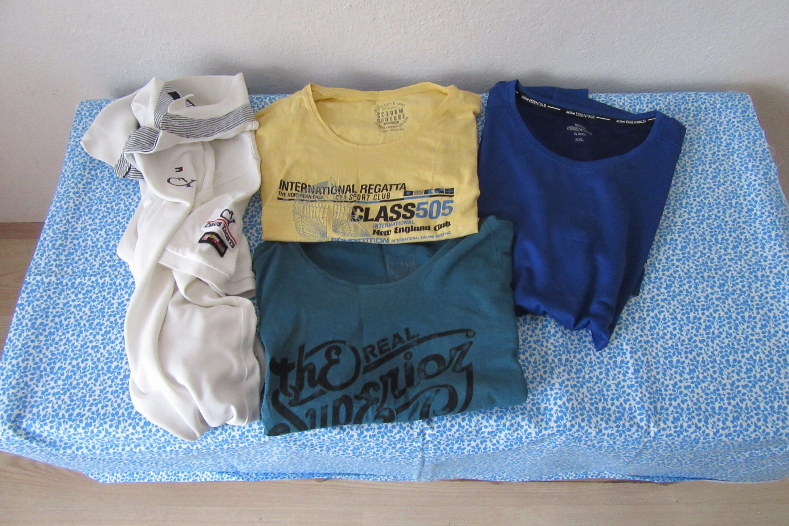 Kim Bilir, Belki de Kısa Kollu Güneş Işınlarına İhtiyacım Var