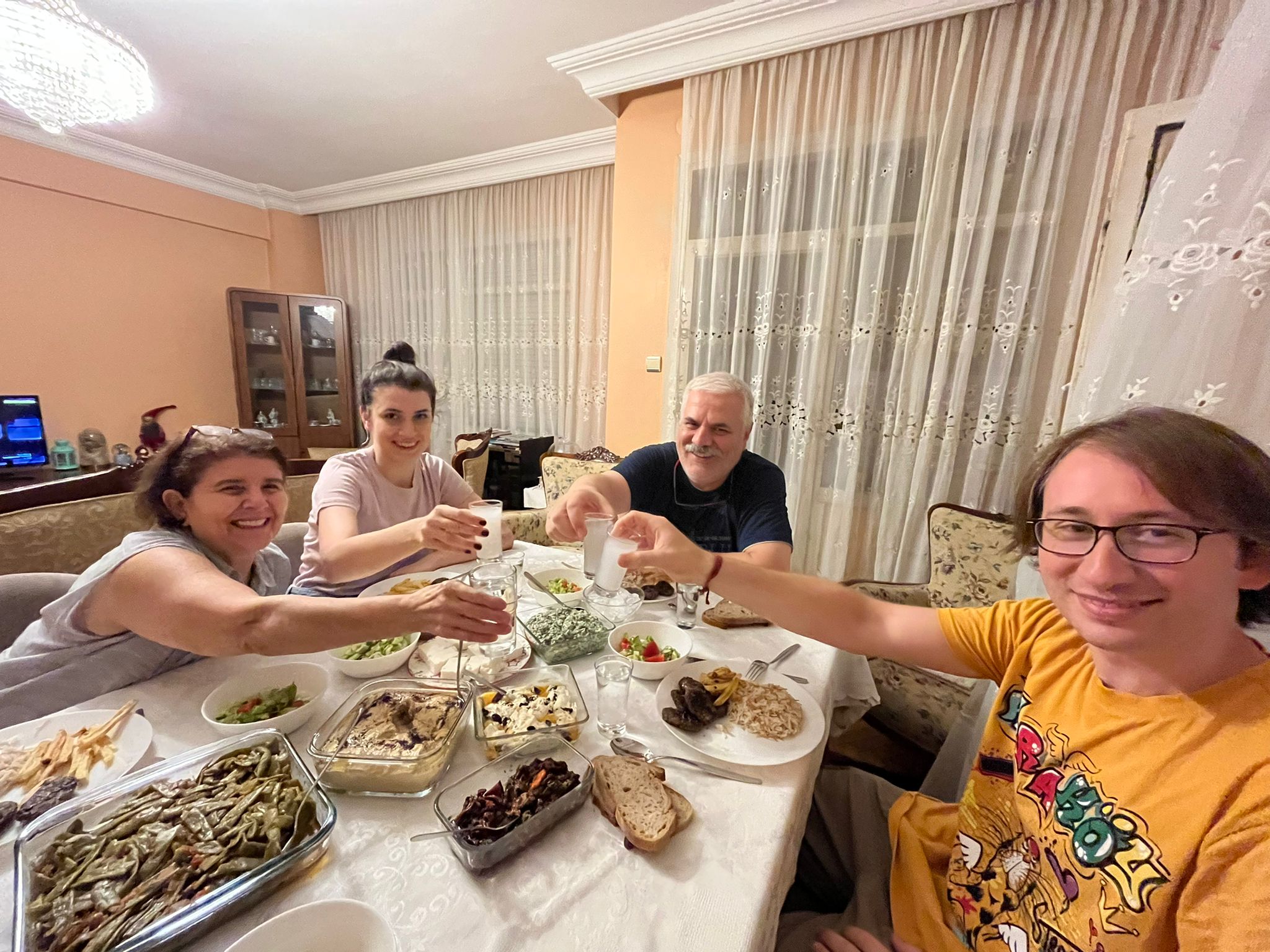 İstanbul Yollarına Döşediğimiz Taşınma Ütopyası