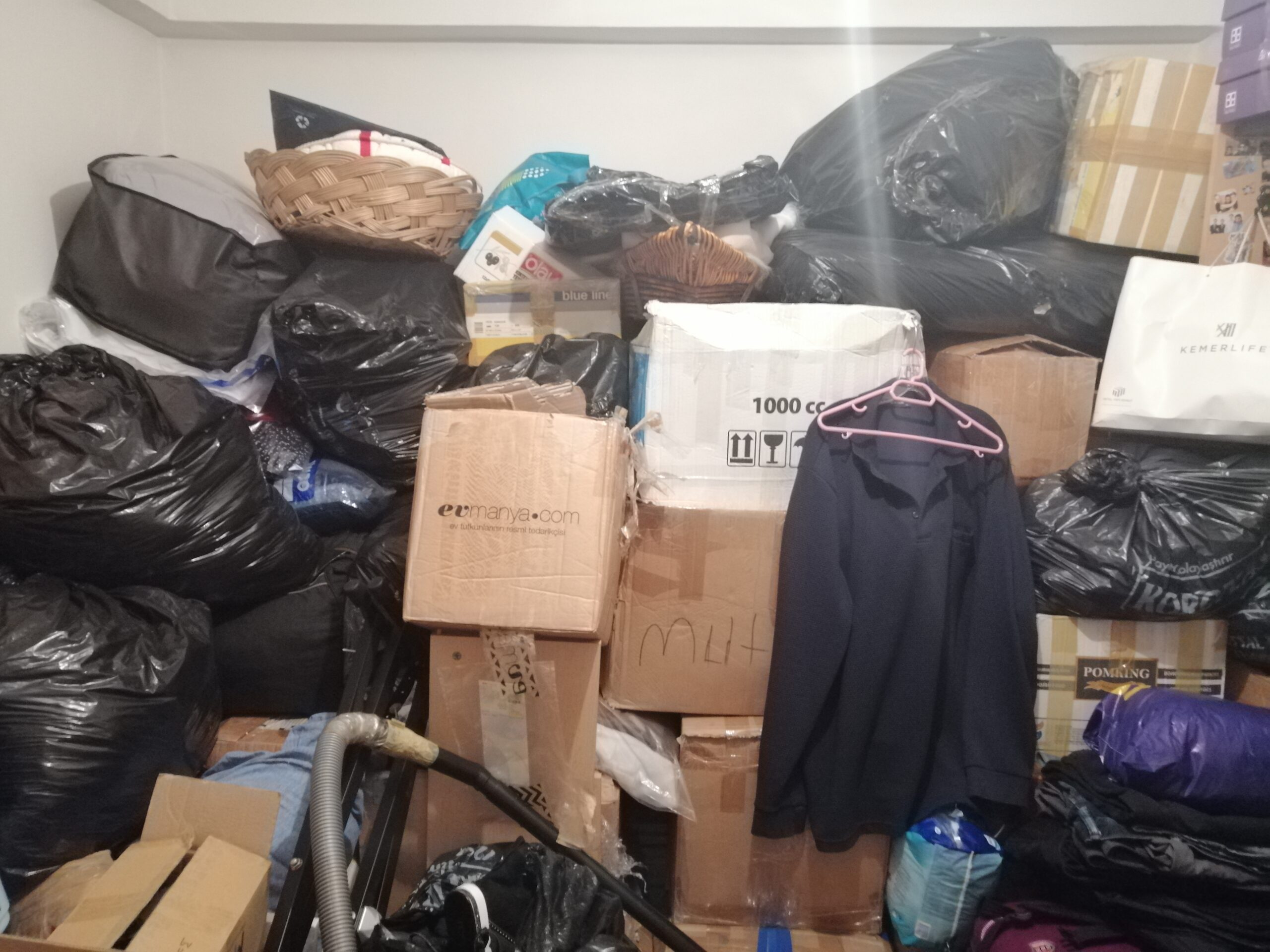 Aman Tanrım, Sanki Ne Alırsan 100TL Bit Pazarı!