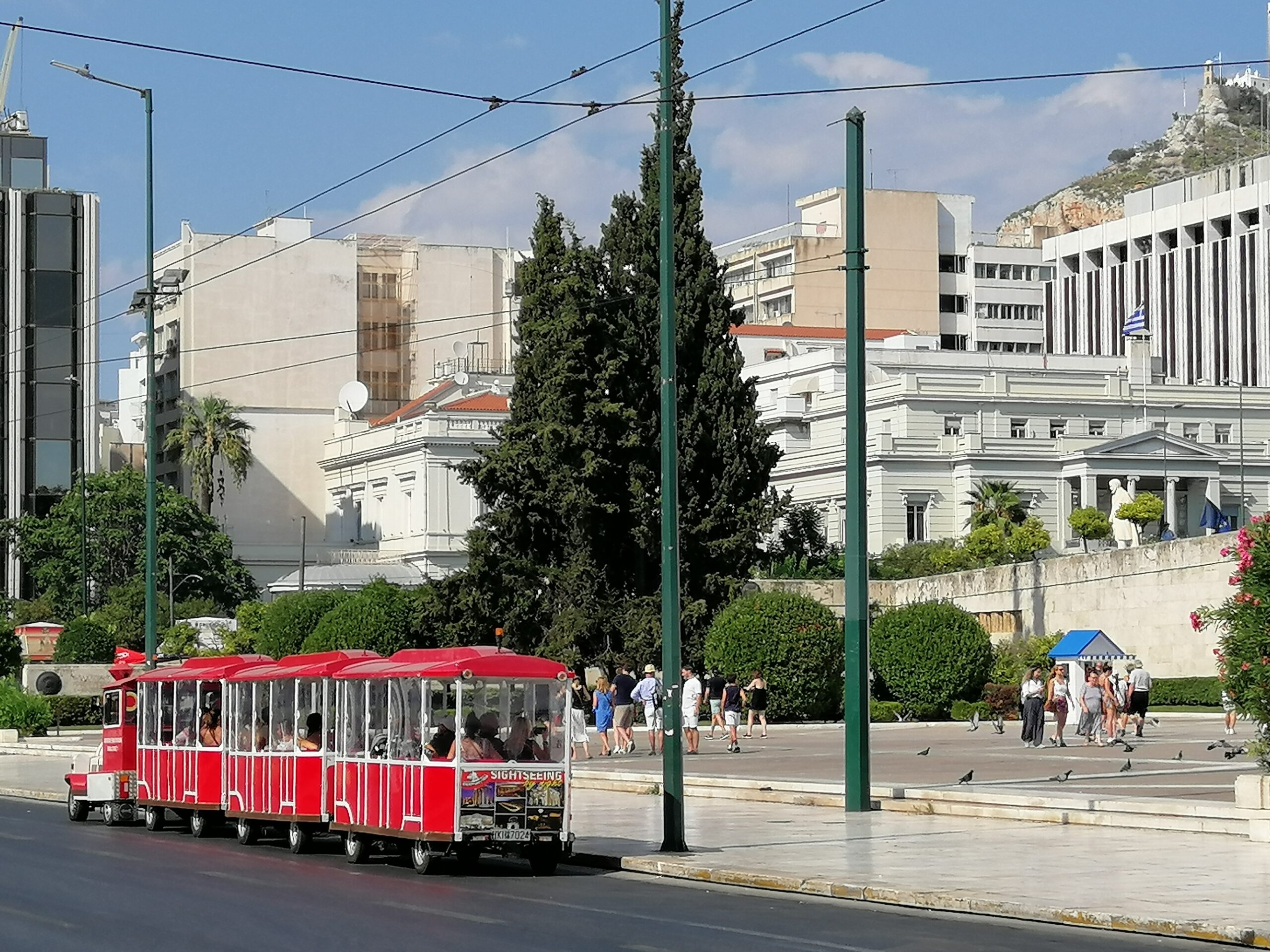 Atina’yı Gezmeye Devam