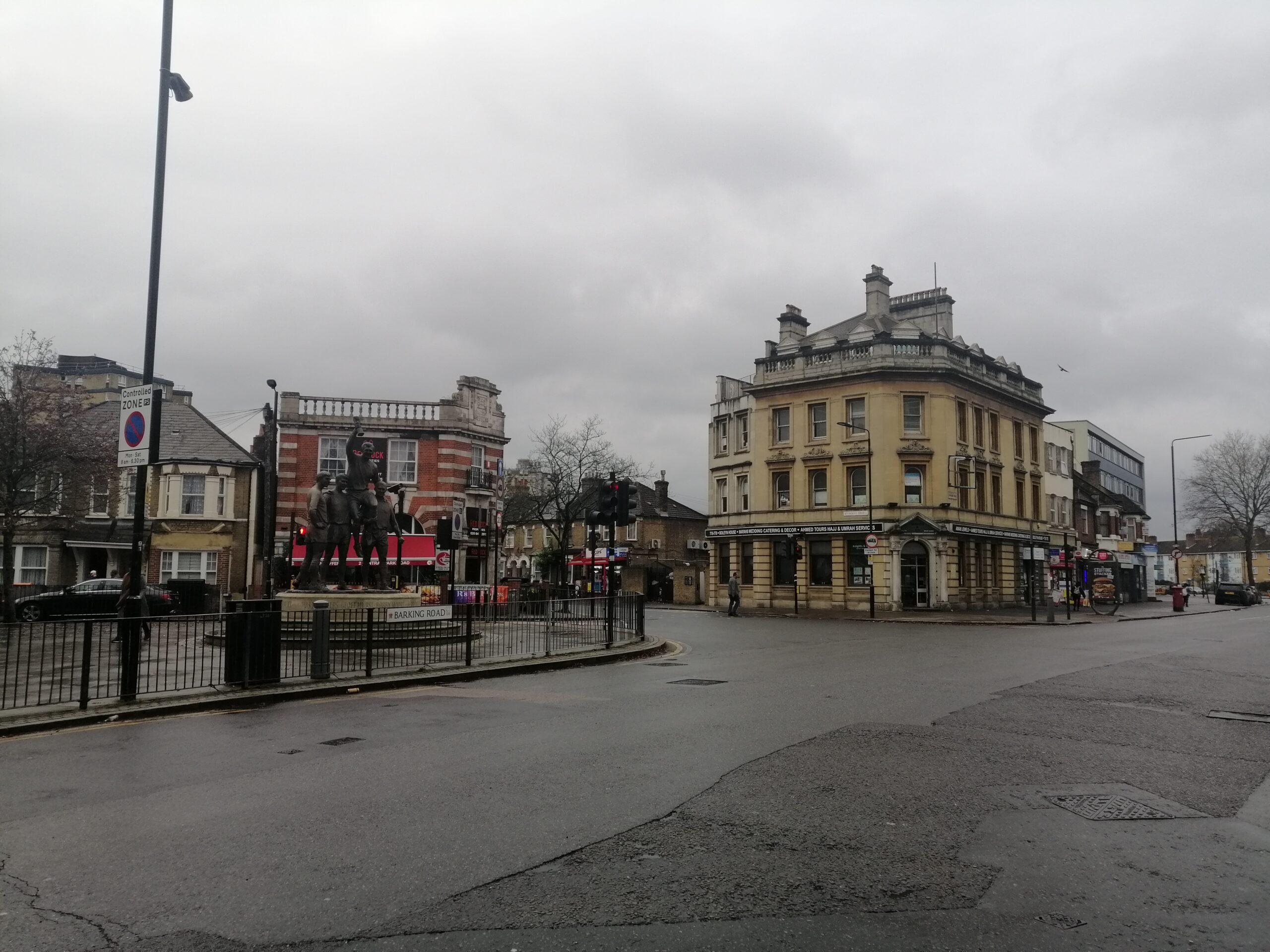 Bir Kelime Sıfır İşlem Upton Park Dünyasında