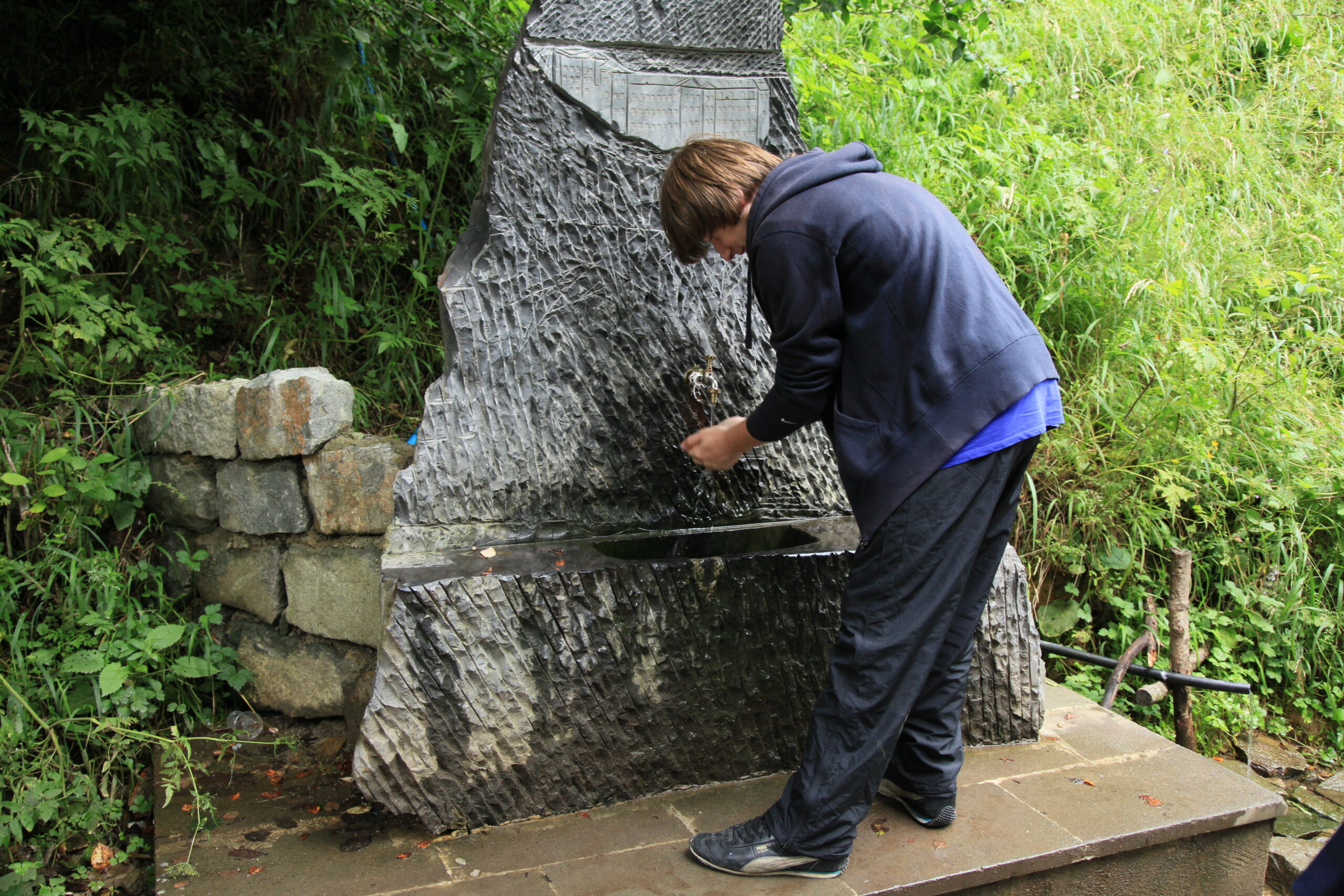 Doğada Akan Suyu Bulduk mu Balıklama Dalarız