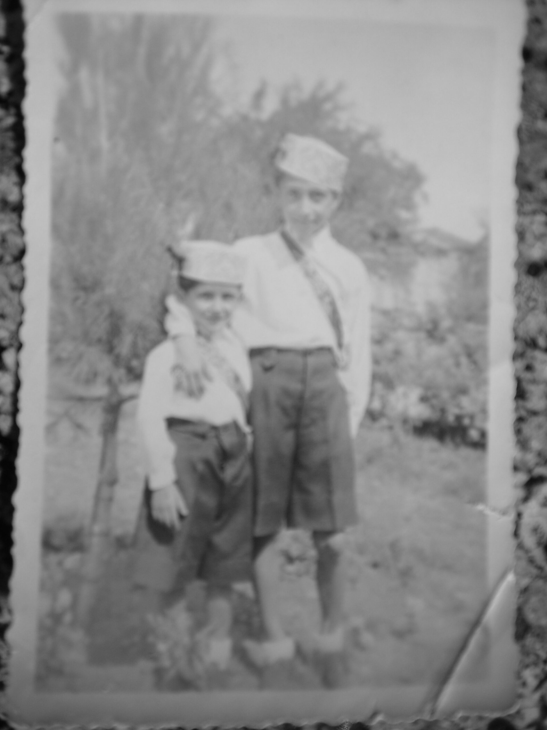 Babam Nurettin ile Amcam Muhittin