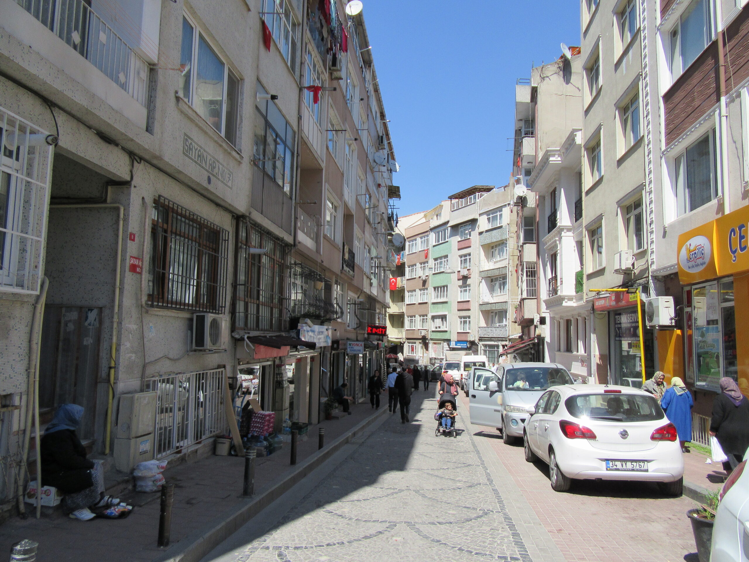 Ağzım Var Büzülecek Şifrem Var Çözülecek