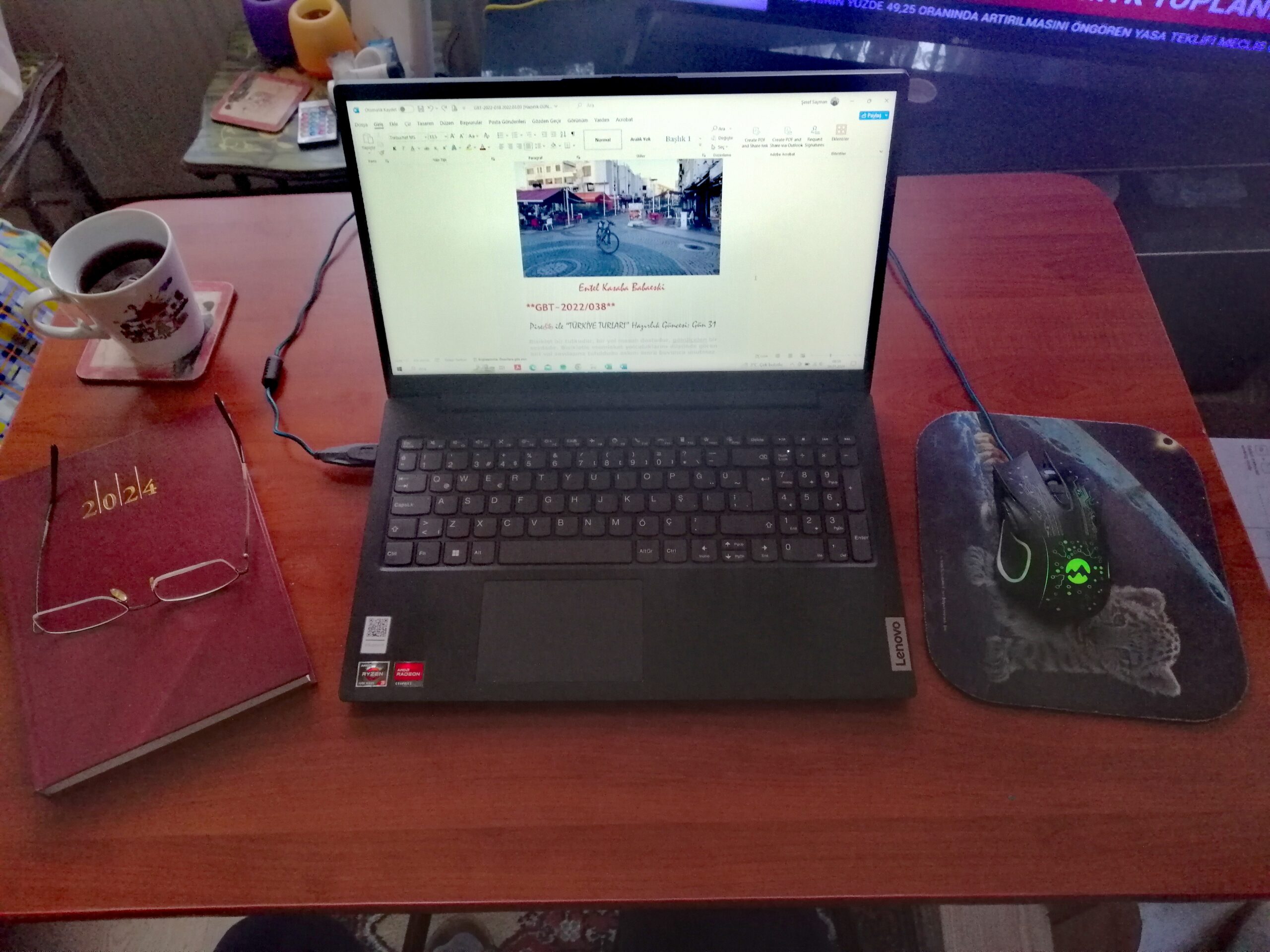 Bilgisayarımı Alıp Terliklerimle Gelsem Sana Rüyalarıma Kavuşmuş Gibi