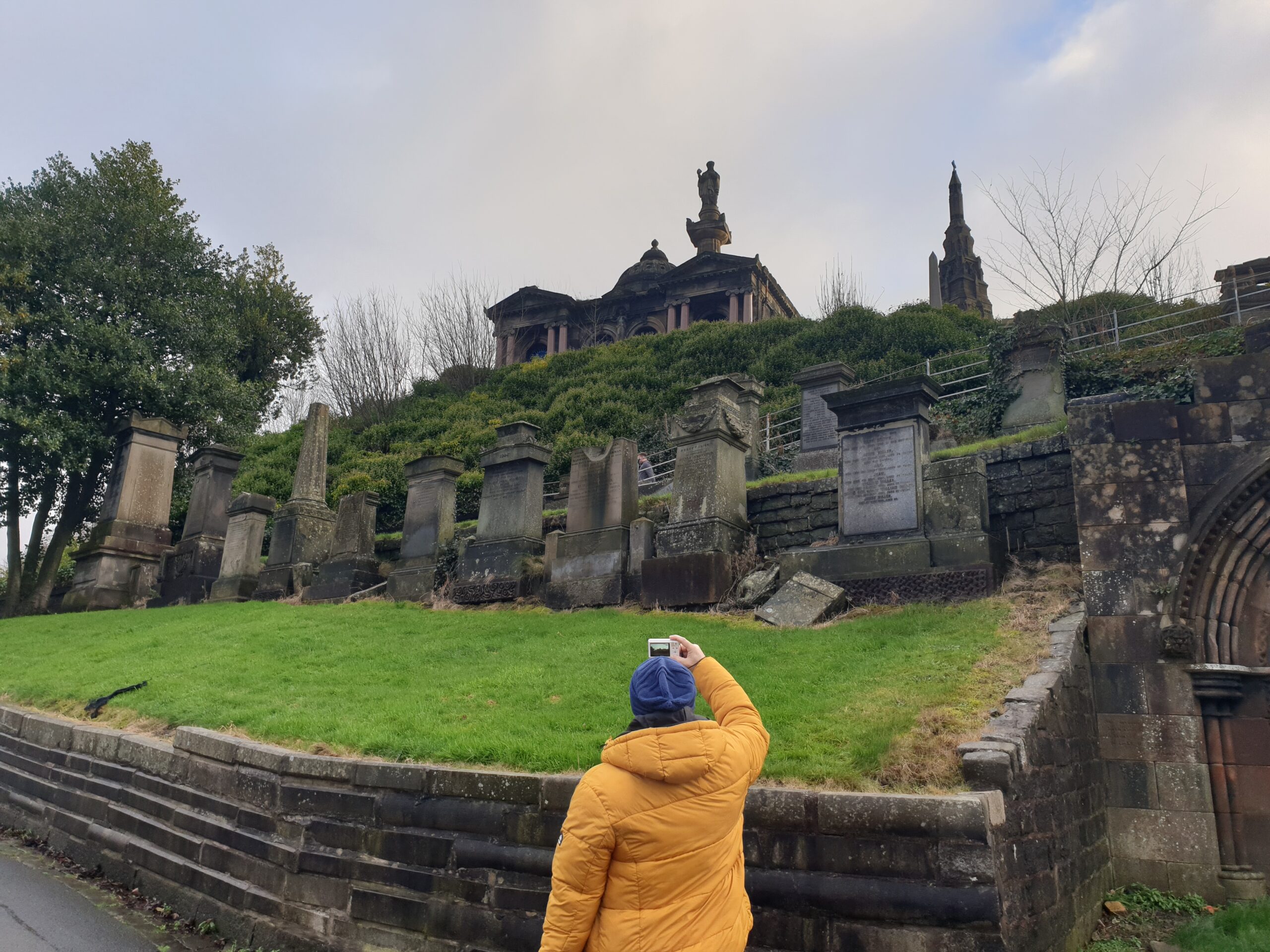 Viktorya Dönemi Glasgow Nekropolü’nde Yürüyüş Turu