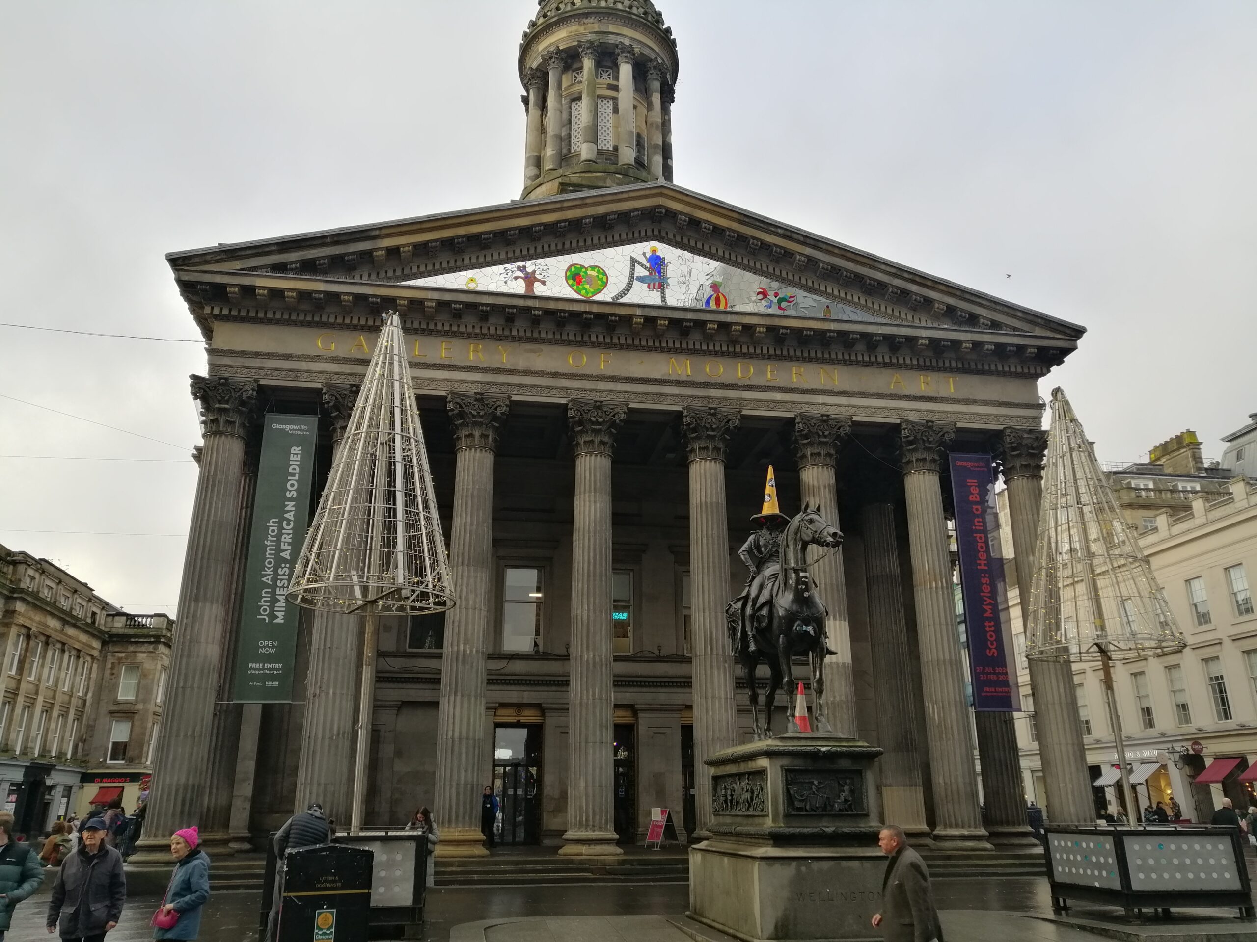 İskoçya’da Çağdaş Sanatın Ana Galerisi “Modern Sanat Galerisi”