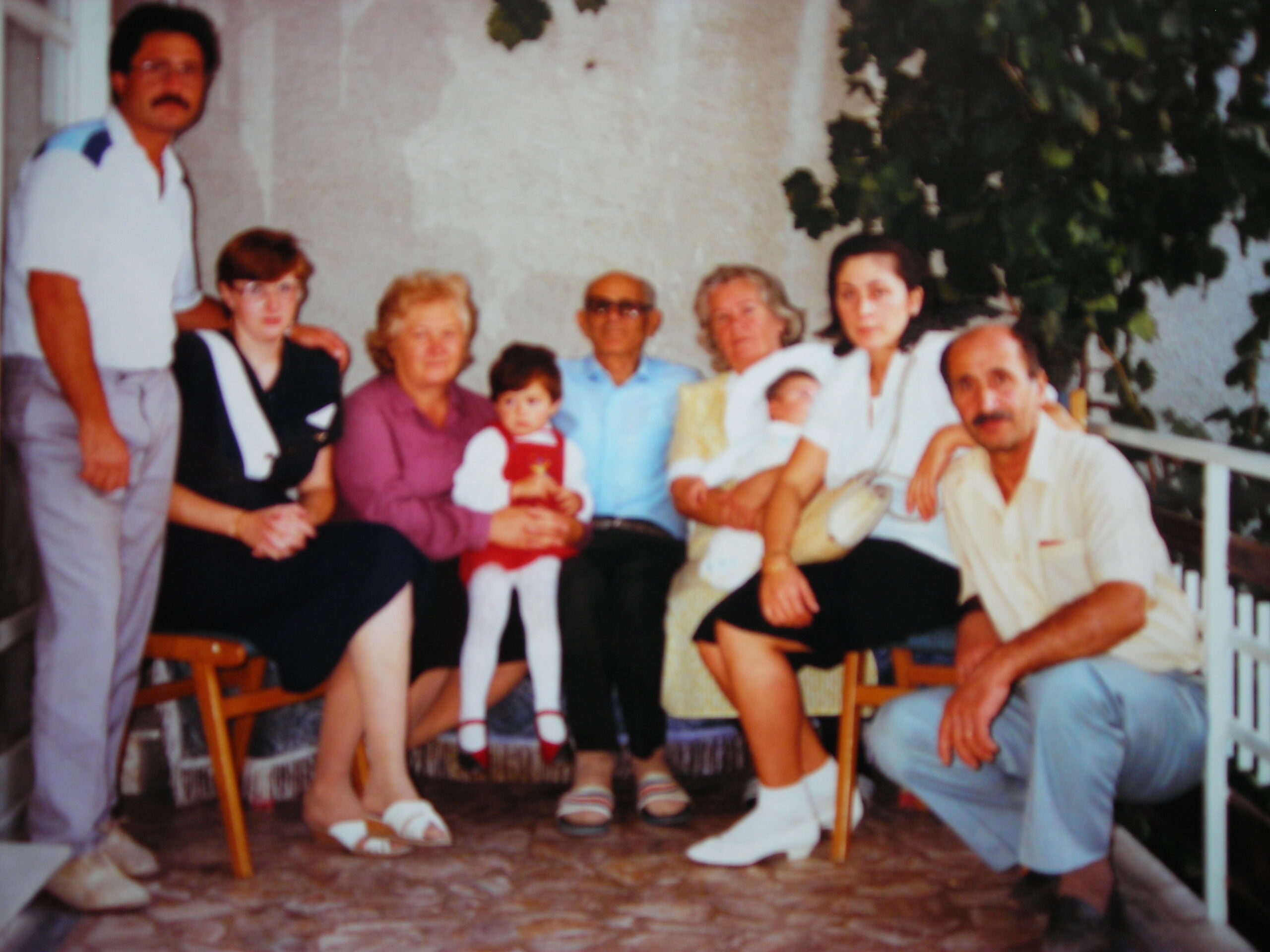 Beklenen Günler Köklerimin Ellerindedir