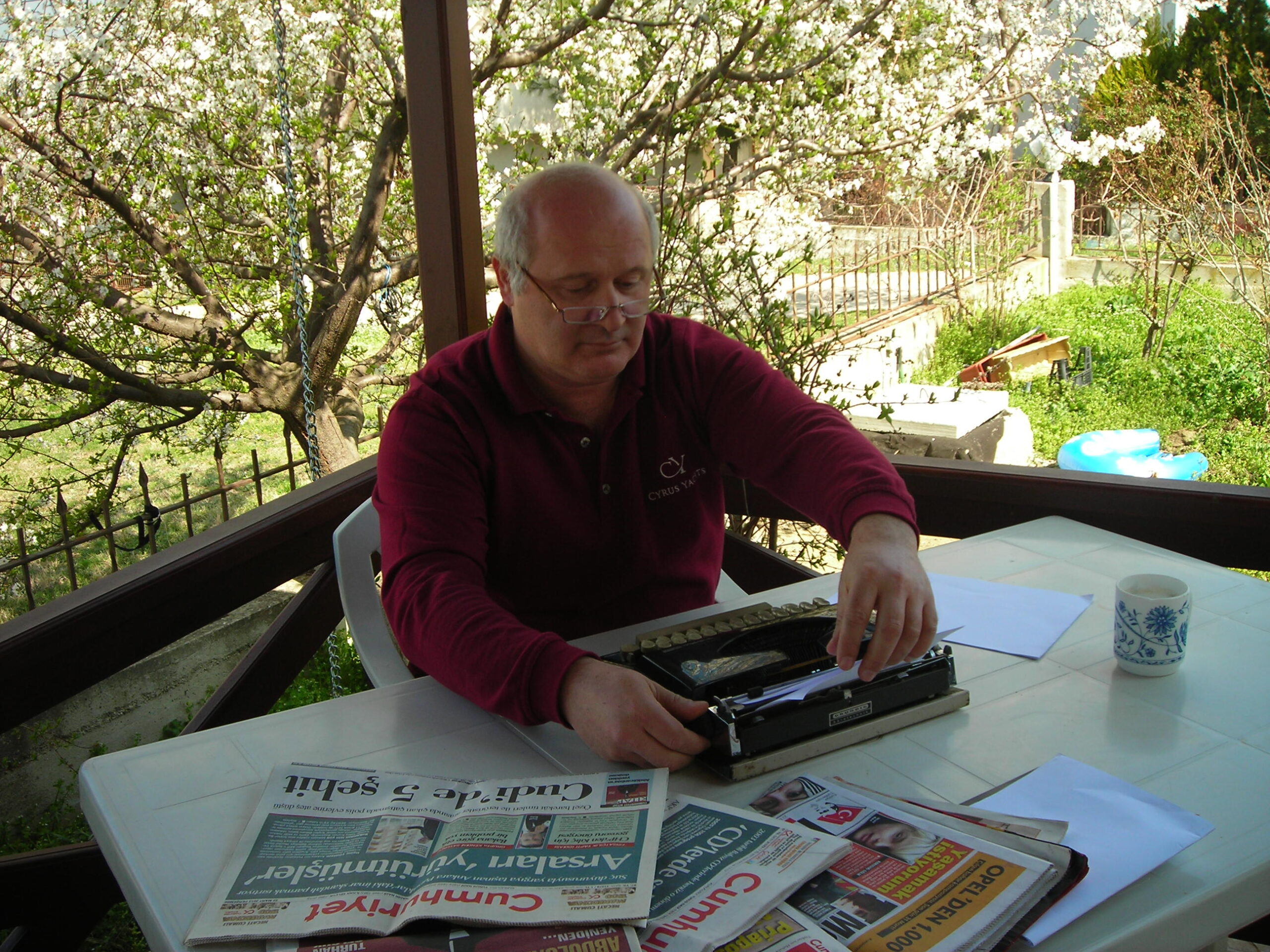 Yazmadıklarını Söyleyenler Söylerken de Çarpıtıyor